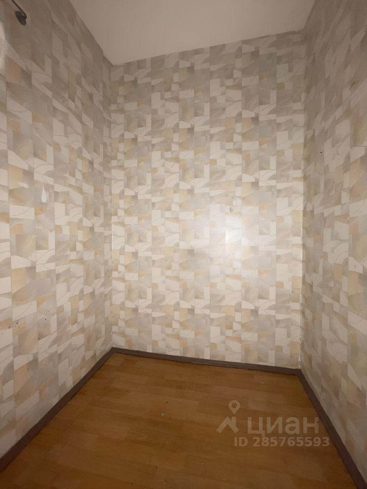 Продажа 1-комн квартиры на вторичном рынке Кузьмоловский пгт, улица Школьная, 2/4