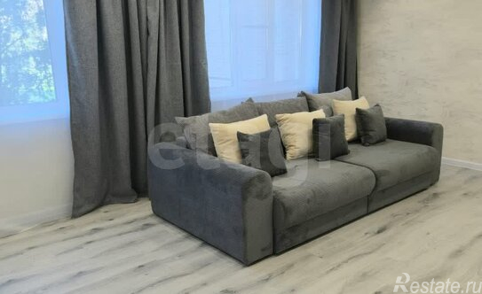 Продажа 3-комн квартиры на вторичном рынке Дунайский пр-кт,  д. 51 к2