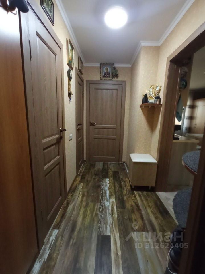 Продажа 1-комн квартиры на вторичном рынке Новые Островцы мкр, д. Островцы, улица Баулинская, 9
