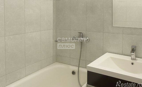 Продажа 2-комн квартиры на вторичном рынке Походный проезд,  д. 9 к2