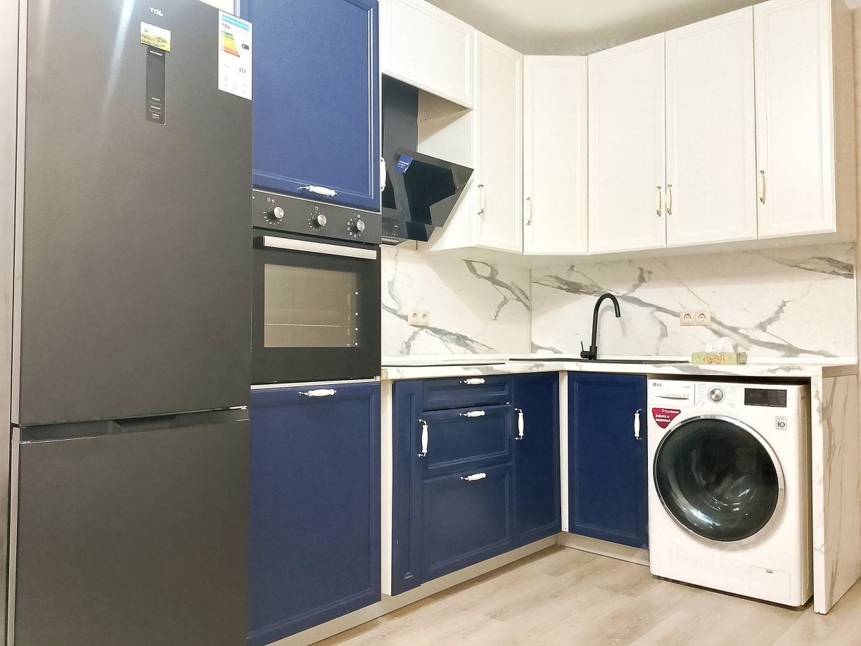 Продажа 2-комн квартиры на вторичном рынке Лопатино пгт, улица Сухановская, 28