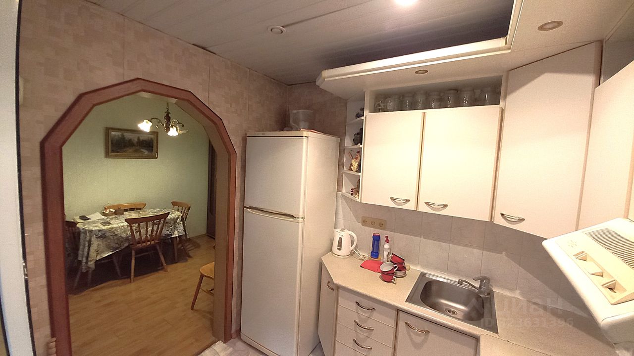 Продажа 4-комн квартиры на вторичном рынке улица Фомичевой, 16К3