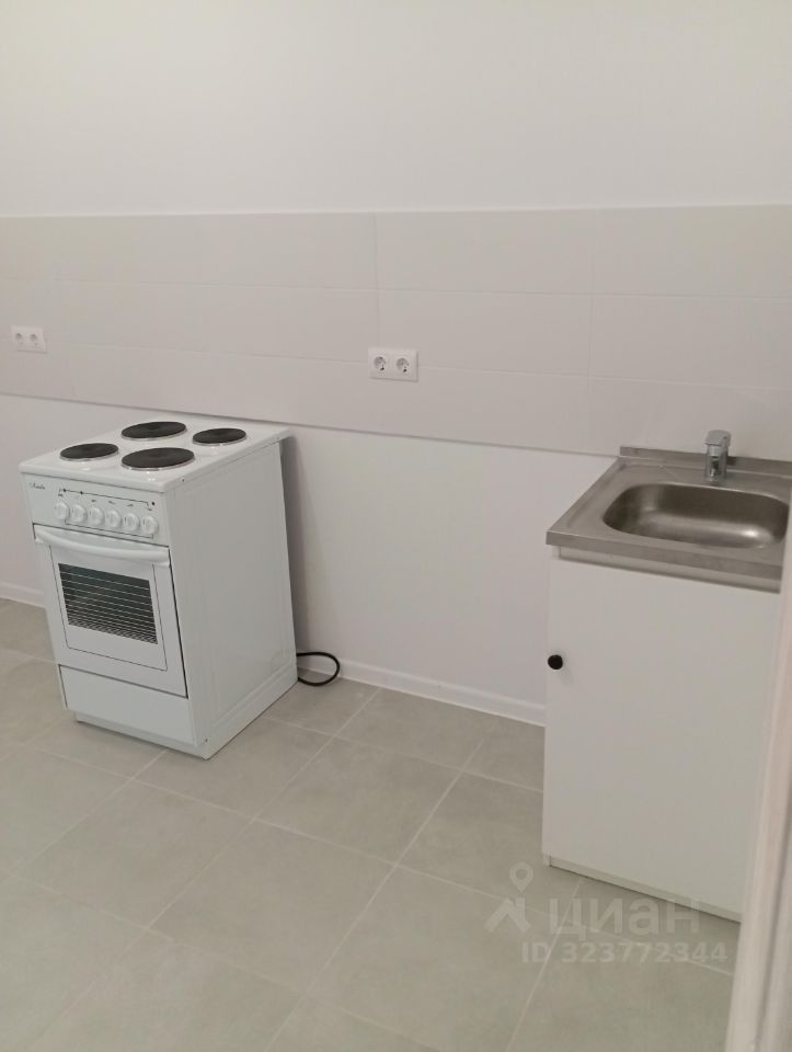 Продажа 2-комн квартиры на вторичном рынке Очаковское шоссе, 7