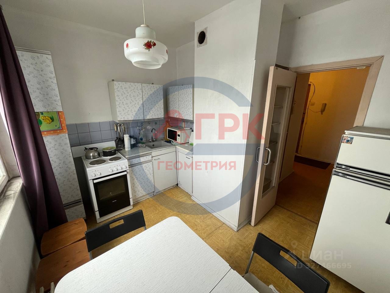 Продажа 1-комн квартиры на вторичном рынке Часовая улица,  д. 18