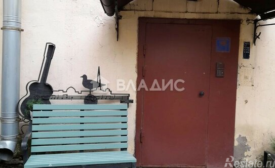 Продажа 3-комн квартиры на вторичном рынке Морская Б. ул,  д. 6