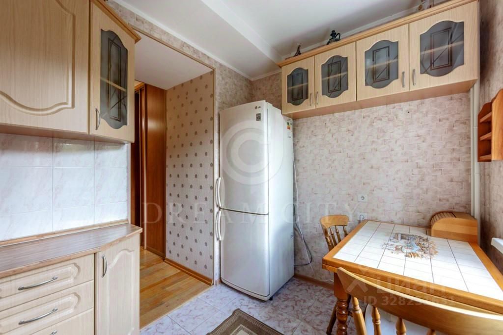 Аренда 3-комн квартиры на вторичном рынке улица Генерала Антонова, 4К1