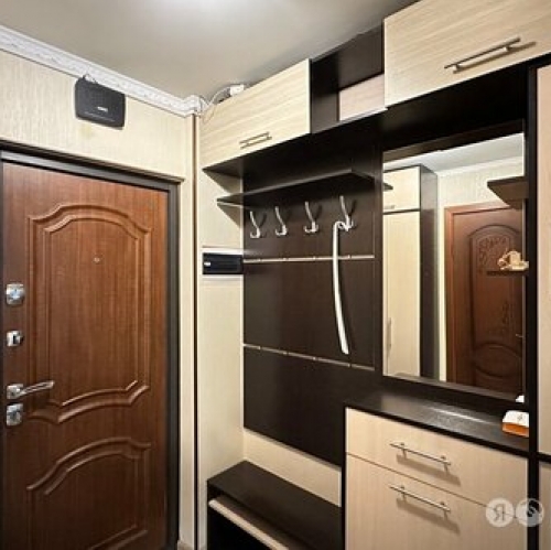 2-комн квартира улица Плющева,  д. 14