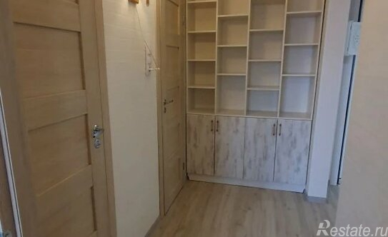 Продажа 1-комн квартиры на вторичном рынке Новогорелово, улица Современников