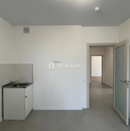 Продажа 3-комн квартиры на вторичном рынке Никитинская улица,  д. 5