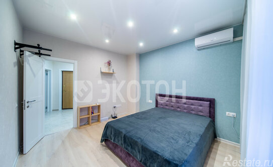 Продажа 1-комн квартиры на вторичном рынке улица Оптиков,  д. 45 к2