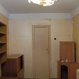 Продажа 3-комн квартиры на вторичном рынке Краснопутиловская улица,  д. 80
