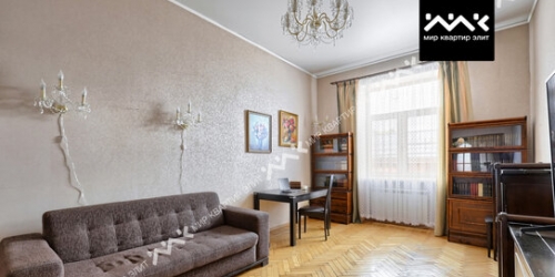 3-комн квартира Пушкарская Б. ул,  д. 40