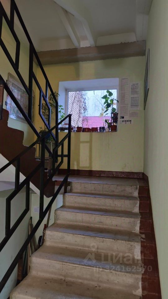 Продажа 1-комн квартиры на вторичном рынке Волосово, проспект Вингиссара, 21