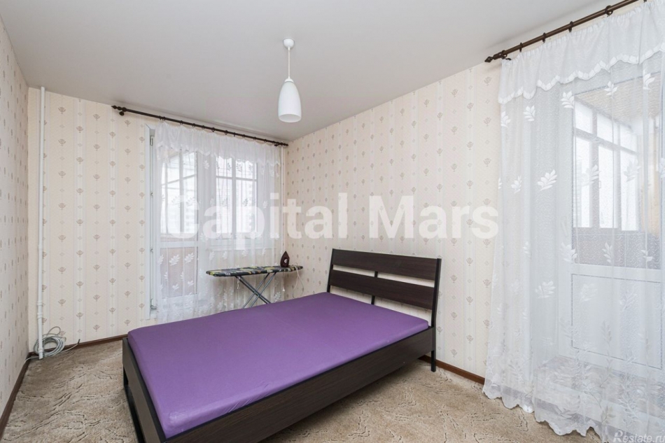 Аренда 3-комн квартиры на вторичном рынке Новопеределкинская улица,  д. 16