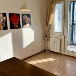 Продажа 1-комн квартиры на вторичном рынке Парашютная улица