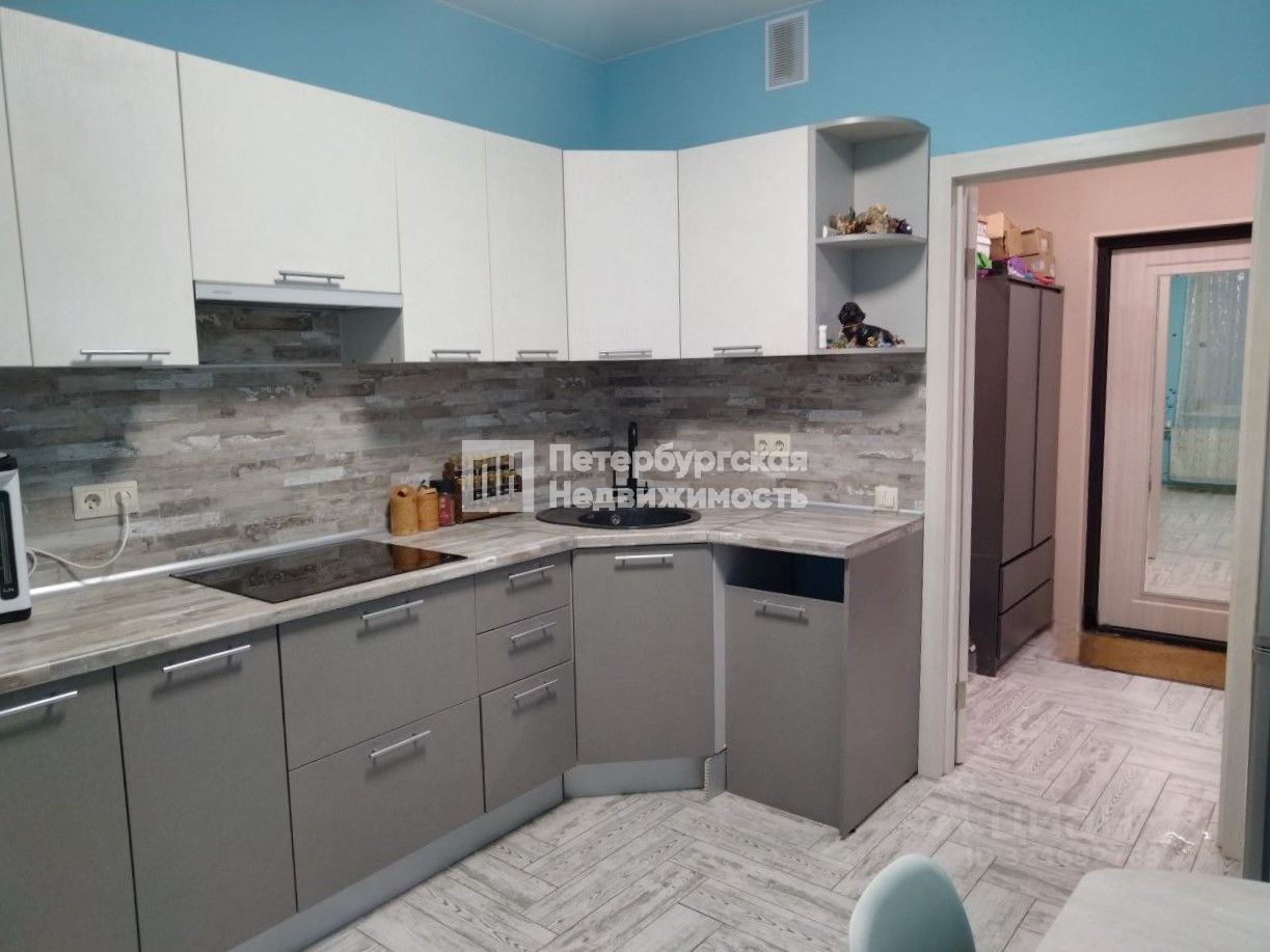 Продажа 1-комн квартиры на вторичном рынке пос. Бугры, улица Нижняя, 5к3