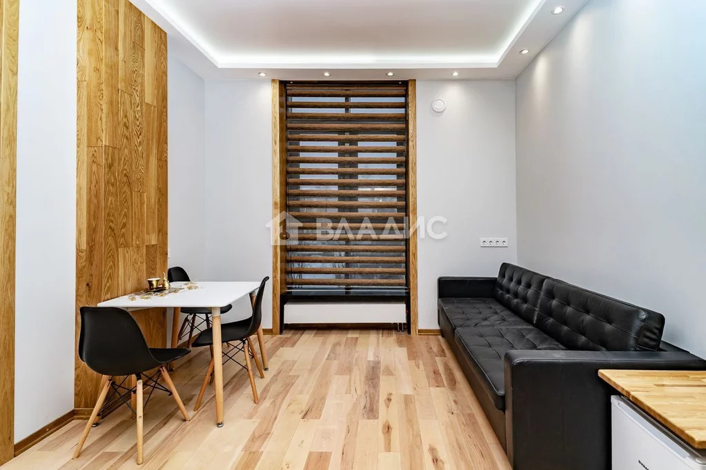 4-комн квартира ул. Ремесленная,  д. 21