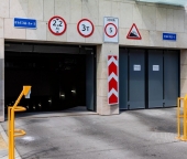 Сдать в аренду Гаражи, машиноместа улица Василисы Кожиной  13 