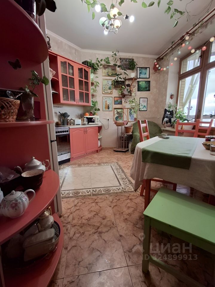Продажа 3-комн квартиры на вторичном рынке Большой Рогожский переулок, 12