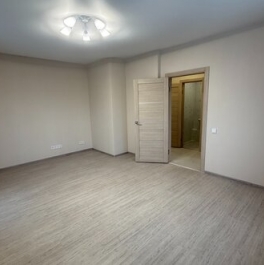 Продажа 2-комн квартиры на вторичном рынке Радужная улица,  д. 15 к3