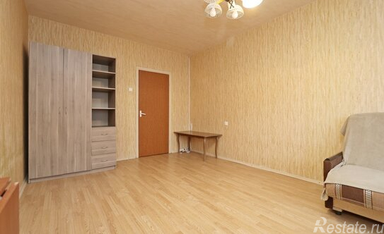 Продажа 1-комн квартиры на вторичном рынке ул Красного Маяка,  д. 15