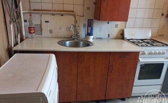 Продажа 2-комн квартиры на вторичном рынке Цимлянская улица