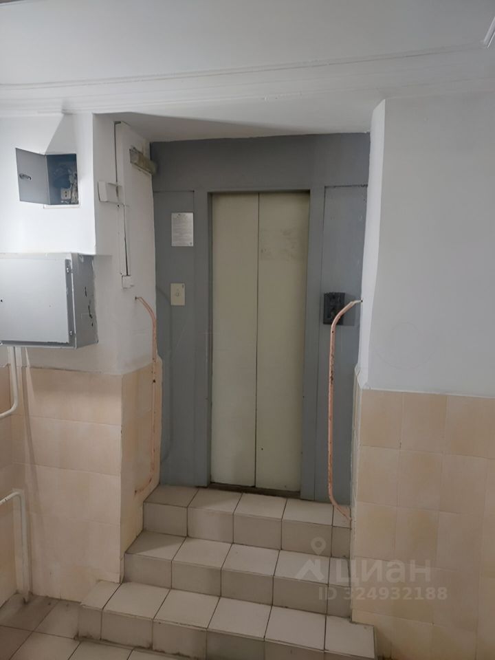 Продажа комнаты Валовая улица, 10