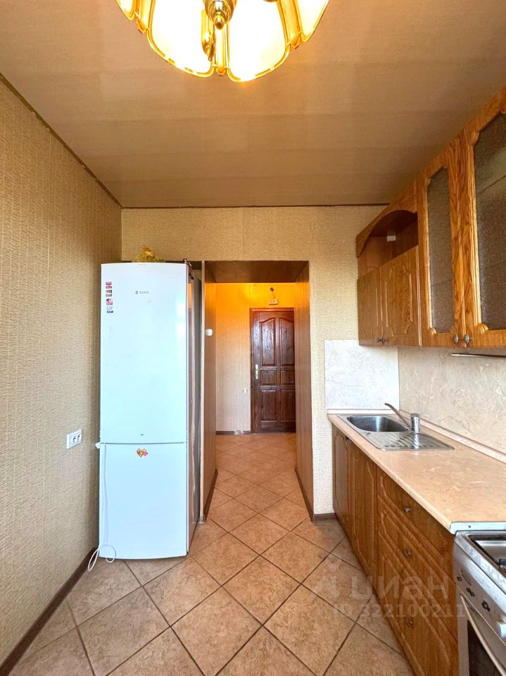 Продажа 2-комн квартиры на вторичном рынке Чехов, улица Чехова, 81Б