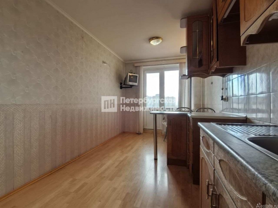 Продажа 1-комн квартиры на вторичном рынке Турку ул,  д. 1