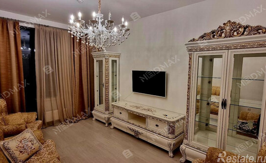 Аренда 2-комн квартиры на вторичном рынке Александра Матросова ул,  д. 1