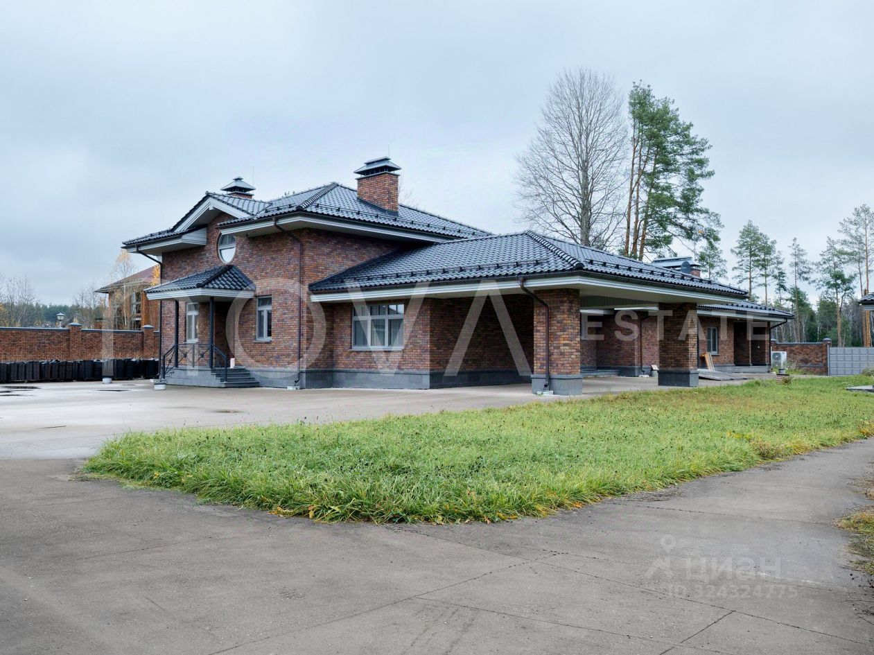 Продажа дома пос. Ленинское, улица Мира, 27