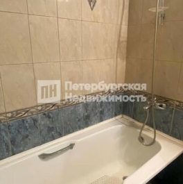 Продажа 3-комн квартиры на вторичном рынке Дунайский пр-кт,  д. 37,  к. 1