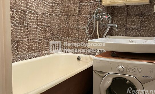 Продажа 1-комн квартиры на вторичном рынке Искровский пр-кт,  д. 25