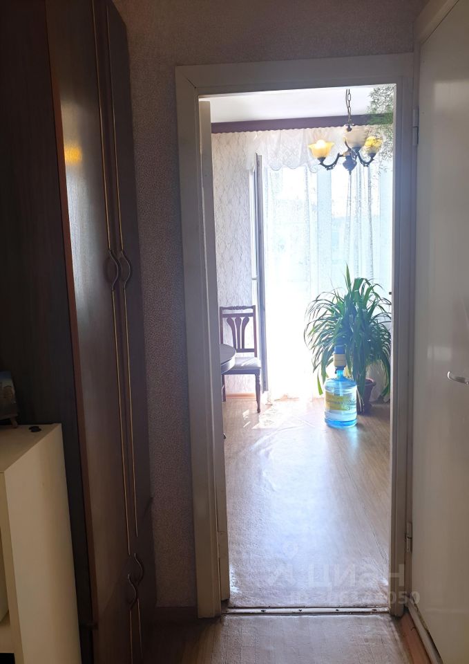 Продажа 1-комн квартиры на вторичном рынке Пушкин, Гусарская улица, 6к9