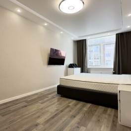 Продажа 2-комн квартиры на вторичном рынке Маршала Блюхера пр-кт,  д. 9 к2