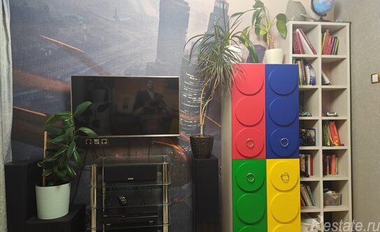 Продажа 2-комн квартиры на вторичном рынке Будапештская ул,  д. 5,  к. 1