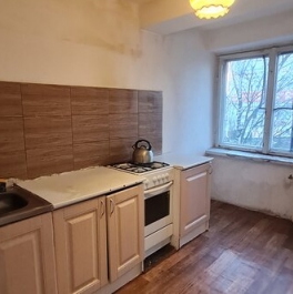 Продажа 2-комн квартиры на вторичном рынке ул Школьная,  д. 20