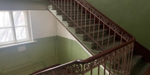 2-комн квартира улица Васи Алексеева,  д. 18