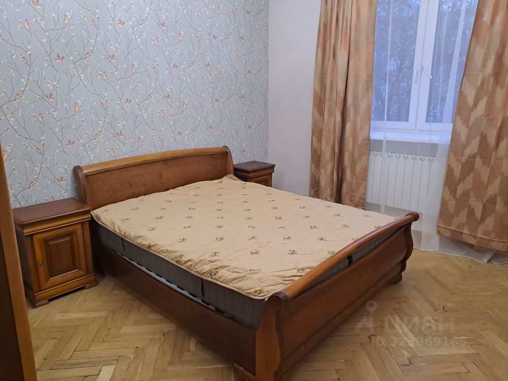 Аренда 3-комн квартиры на вторичном рынке Смоленский бульвар, 1/2