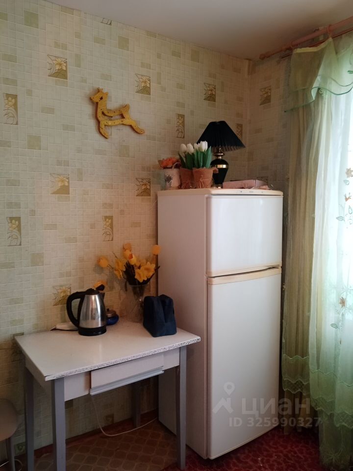 Продажа 2-комн квартиры на вторичном рынке Сланцы, улица Шахтерской Славы, 22
