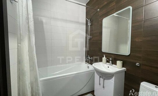 Продажа 1-комн квартиры на вторичном рынке Верхне-Каменская улица,  д. 9 к1