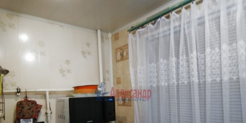 3-комн квартира Ломоносов г., Владимирская ул. ,  д. 30