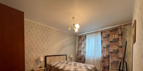 2-комн квартира улица Кедрова,  д. 21