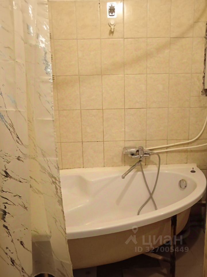 Продажа комнаты Лахтинская улица, 28