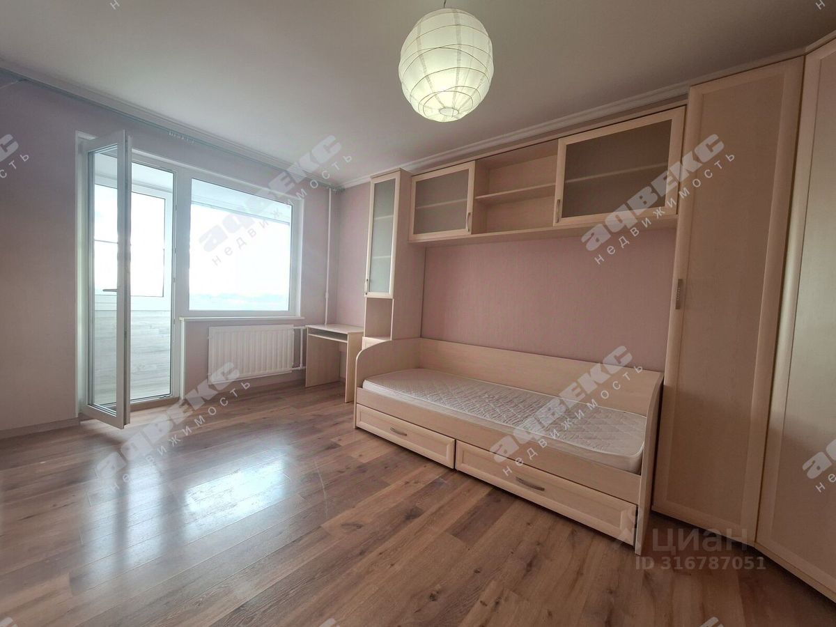 Продажа 2-комн квартиры на вторичном рынке Сестрорецк, Приморское шоссе, 285