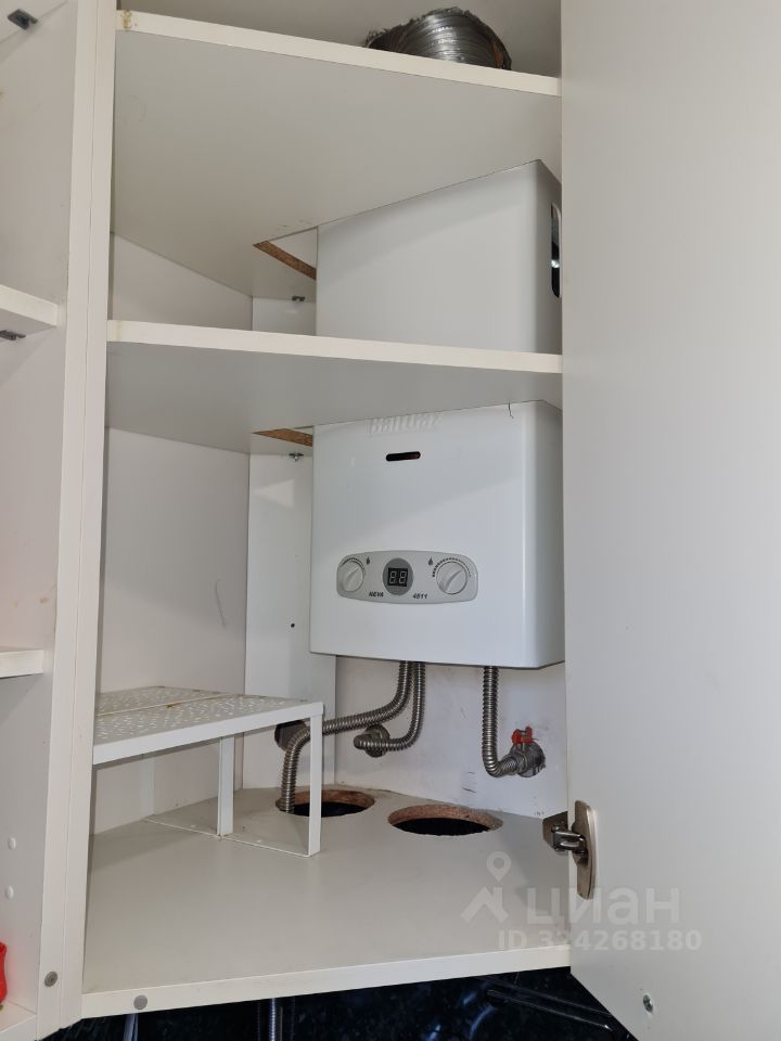 Продажа 2-комн квартиры на вторичном рынке Петергоф, Озерковая улица, 39