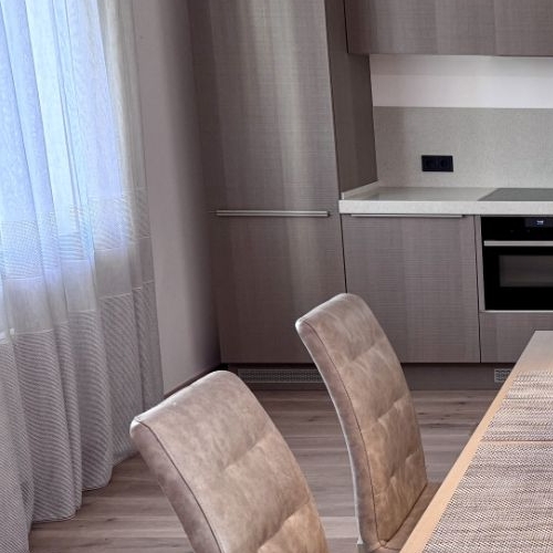 2-комн квартира Ждановская улица, 45