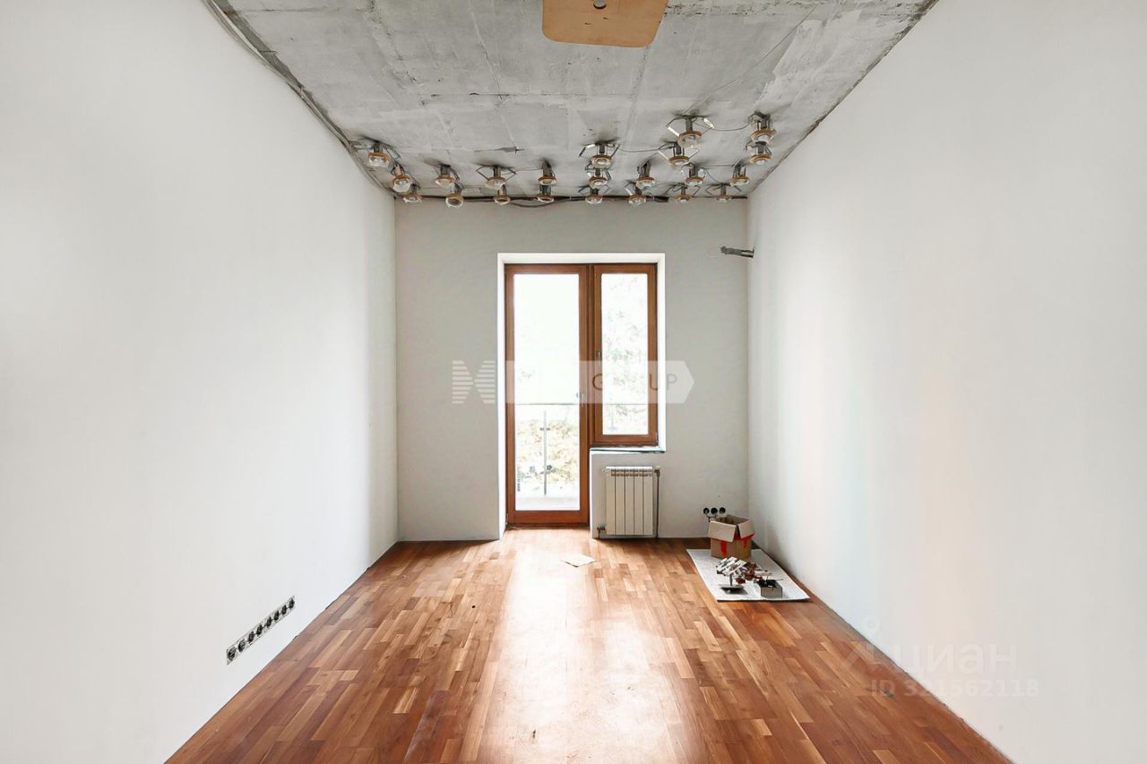 Продажа 5-комн квартиры на вторичном рынке Минская улица, 1Гк7