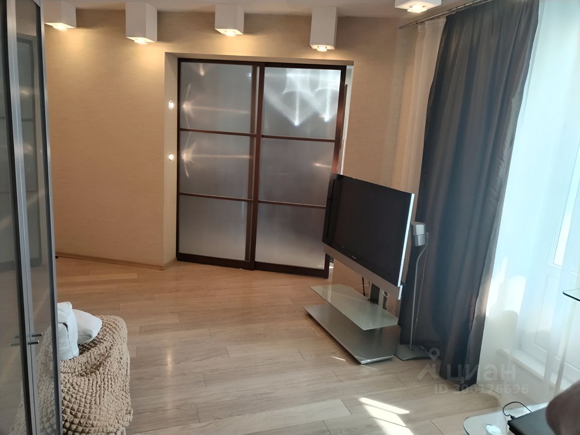 Аренда 2-комн квартиры на вторичном рынке проспект Энгельса, 97