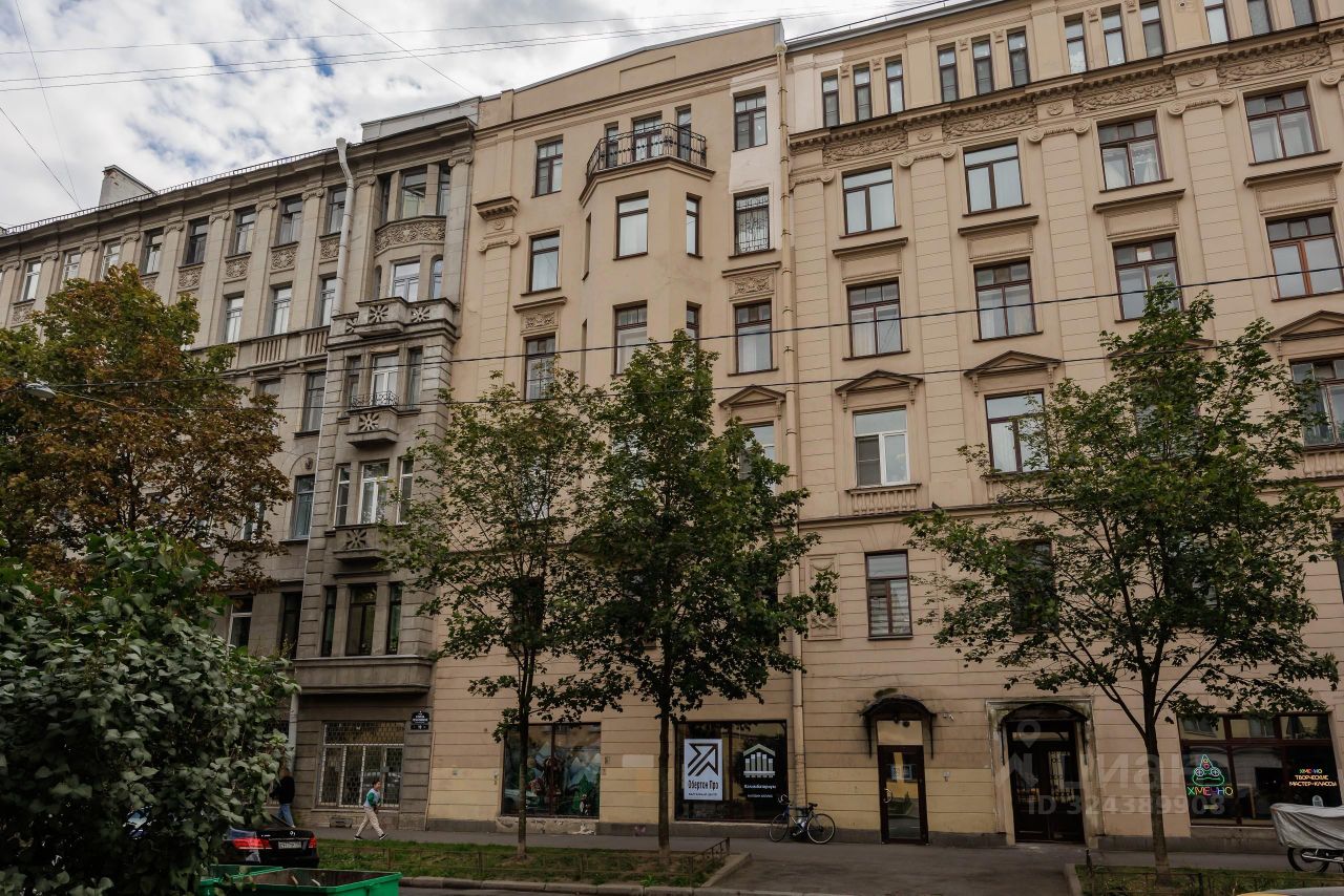 Продажа 4-комн квартиры на вторичном рынке Лермонтовский проспект, 8/10а